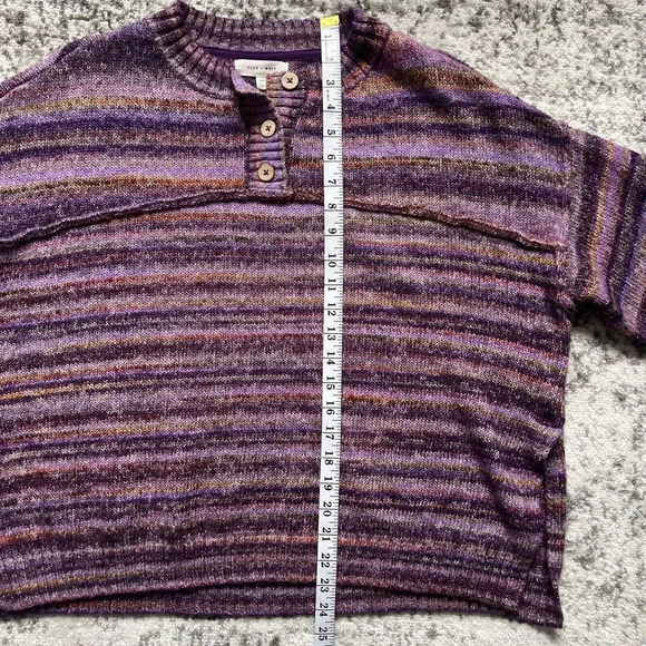 Cleo + Wolf Space Dye Henley Sweater Purple‎ Size Medium - Picture 5 of 8